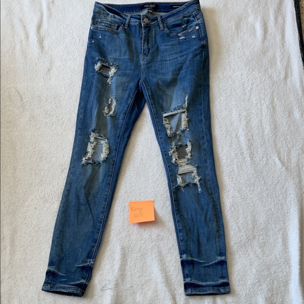Judy Blue distressed jeans